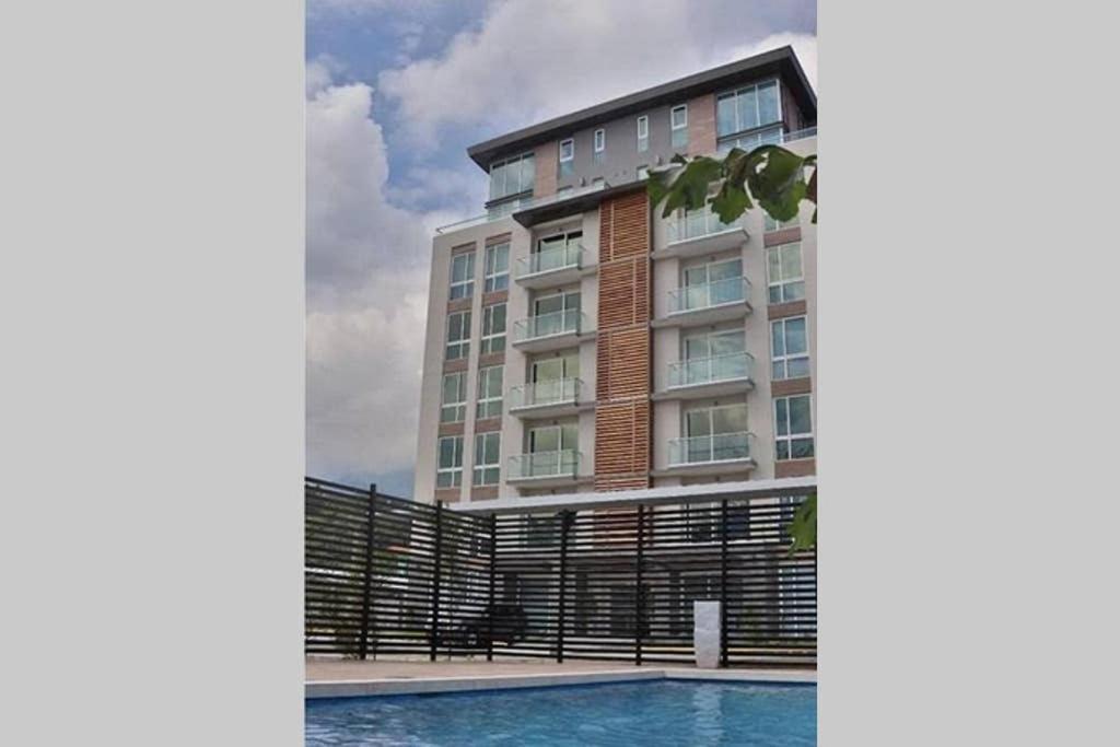 Moderno Y Acogedor Condominio En Zona Exclusiva San Pedro Sula Dış mekan fotoğraf
